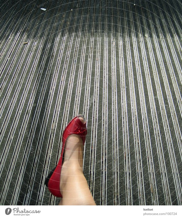 i love ... rot Schuhe Zehen Bodenbelag grau Sommer peeptoes zehensandalen balerinas Fuß Beine