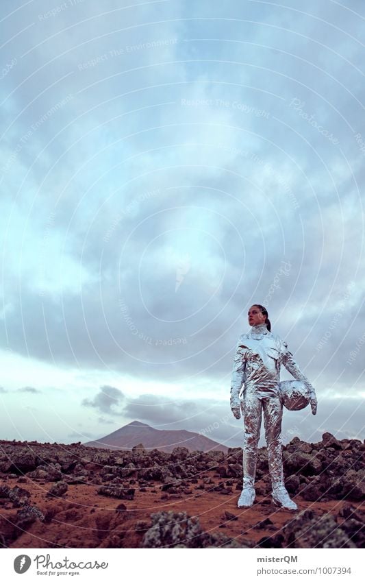 Hello VII Kunst Abenteuer ästhetisch Kreativität Design Frau Emanzipation Astronaut Mars Marslandschaft Kraft Mensch Weltall Außerirdischer Farbfoto