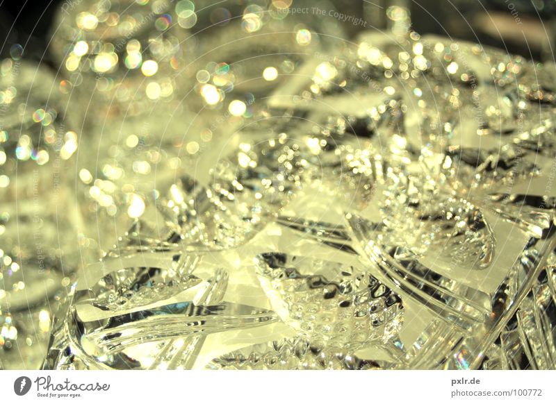 Glanzding Schalen & Schüsseln Glas Reichtum elegant schön Dekoration & Verzierung Sammlung Kristalle Zeichen Ornament glänzend gelb gold Design Glamour
