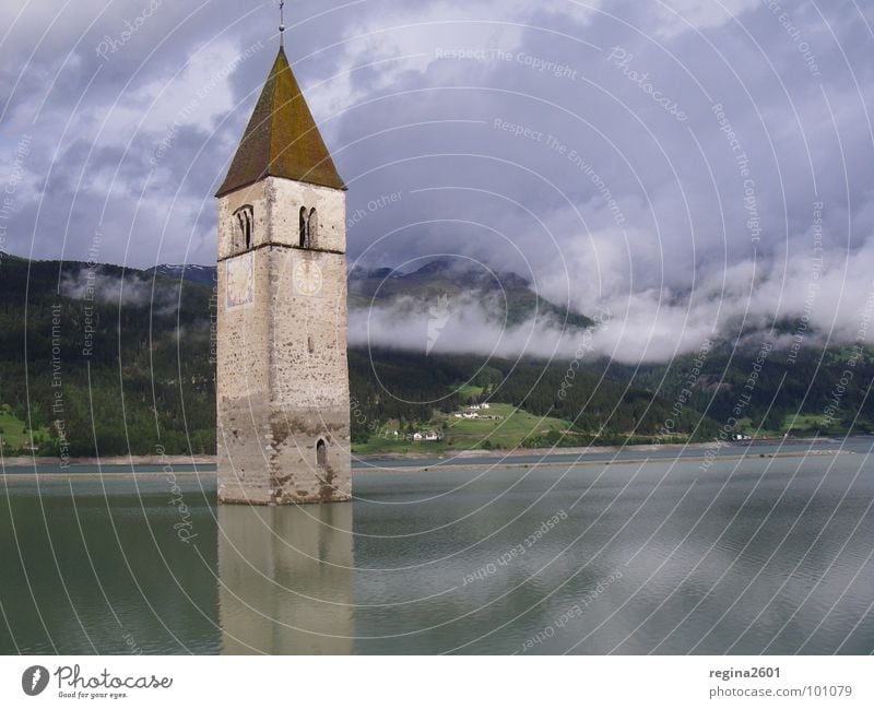sunken dreams Kirchturm Reschensee Italien Reschnpass Südtirol See Stausee untergehen Gotteshäuser Altgraun Graun passo del resia lago del resia Curon