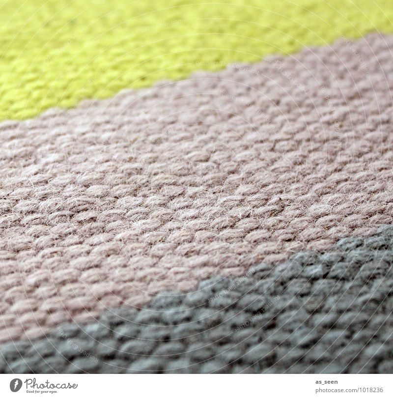 Struktur & Farbe Design harmonisch ruhig Haus einrichten Innenarchitektur Teppich Beruf Teppichgeschäft Handwerk Stoff gelb grau grün rosa Geborgenheit