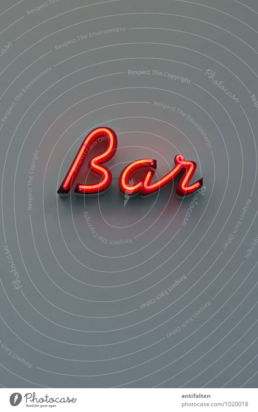 Bar trinken Lifestyle Nachtleben Veranstaltung Musik Cocktailbar Lounge ausgehen Feste & Feiern Flirten Schriftzeichen Schilder & Markierungen Hinweisschild