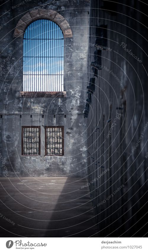 Haus der gezwungenen Gäste, Innenteil des ehemaligen Gefängnis mit Zellen - rechts-. Trial Bay Gaol - Mid North Coast / Australia Gefängniszelle Ausflug
