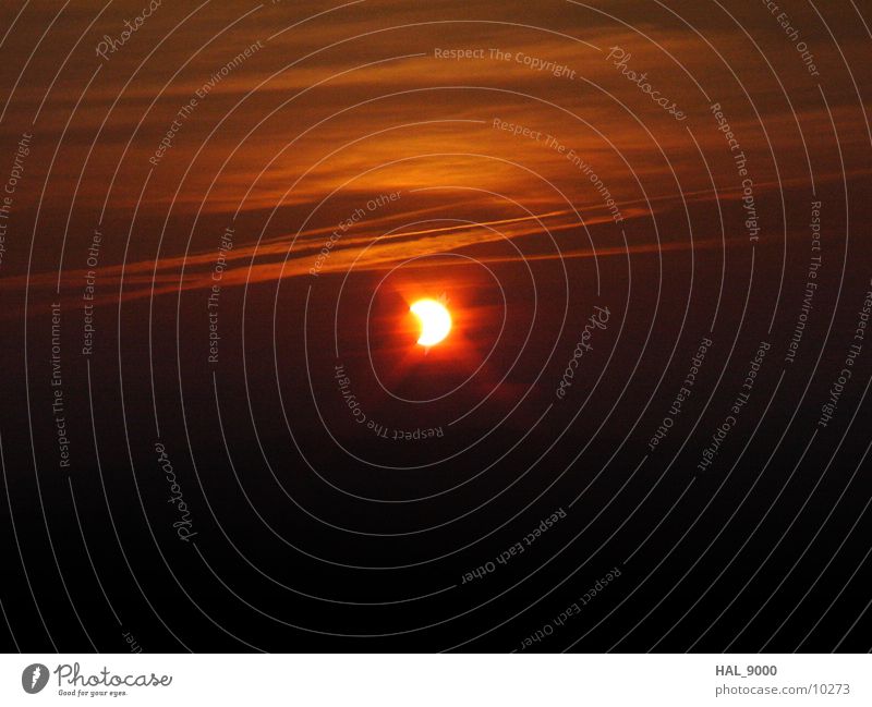 Sonnenfinsternis_4 Morgendämmerung Mond Himmel