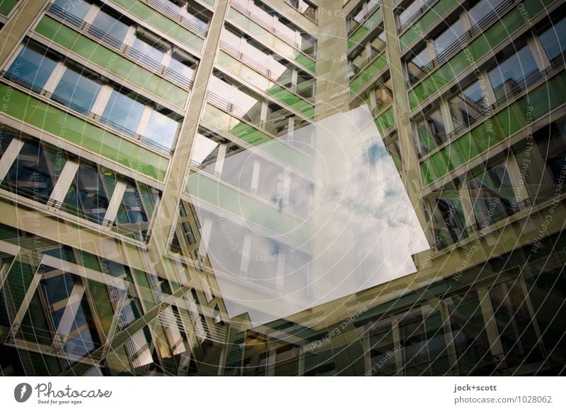 offen für Neues Bürogebäude Hinterhof Fassade Fenster eckig modern grün komplex Surrealismus Irritation Doppelbelichtung Reaktionen u. Effekte Illusion