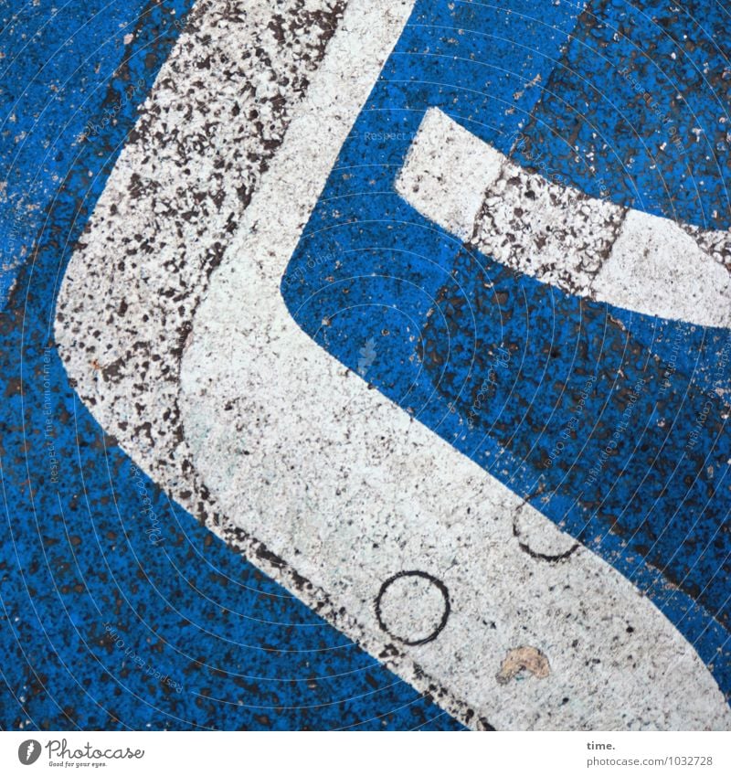 !Trash! 2015 | Asphaltgeist Verkehr Verkehrswege Autofahren Wege & Pfade Parkplatz Behindertengerecht Teer Farbe Stein Zeichen Schilder & Markierungen