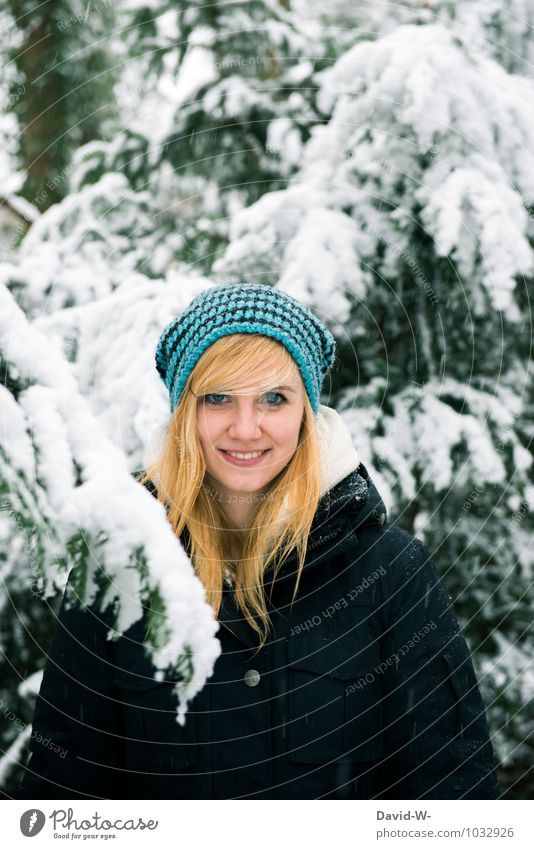 Natürlich(e) Winterschönheit Mensch feminin Junge Frau Jugendliche Erwachsene Freundschaft Leben 1 18-30 Jahre Natur Landschaft Eis Frost Schnee Schneefall Wald