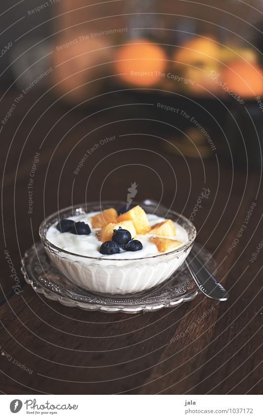 obstquark Lebensmittel Joghurt Milcherzeugnisse Frucht Quark Ernährung Frühstück Bioprodukte Vegetarische Ernährung Teller Schalen & Schüsseln Löffel