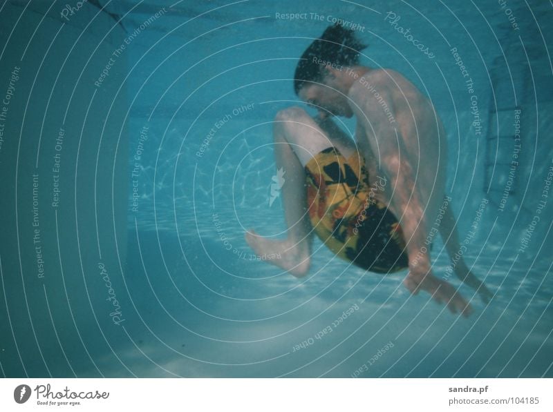 Wassermann II Luftblase Schwimmbad hell-blau tauchen atmen Spielen Unterwasseraufnahme blasen Leiter Schwimmen & Baden