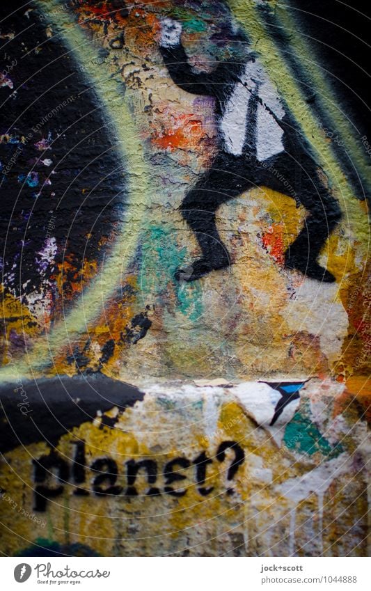 Planet kopflos Subkultur Straßenkunst Putzfassade Graffiti Wort Fragezeichen Schablonenschrift dreckig Zukunftsangst Kreativität Umweltverschmutzung