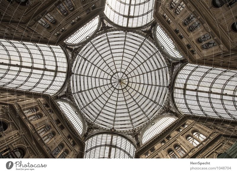 Galleria Umberto I Neapel Italien Bauwerk Gebäude Architektur Dach Sehenswürdigkeit Wahrzeichen Glas Stahl alt ästhetisch außergewöhnlich groß historisch schön