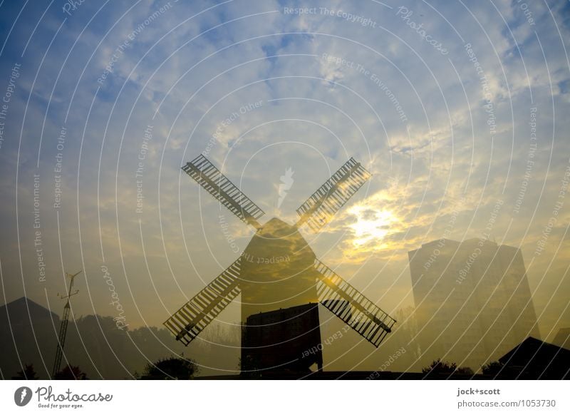Schrot & Korn in Marzahn Wolken Schönes Wetter Hochhaus Windmühle fantastisch Stimmung Illusion Doppelbelichtung Reaktionen u. Effekte Gegenteil Lichtspiel