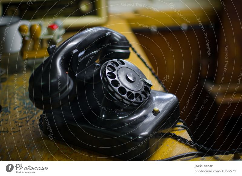 RingRing Klingelding Design Büro Telefon Sammlerstück Wählscheibe Schreibtisch Stempel Kunststoff elegant retro schwarz authentisch Kommunizieren Nostalgie