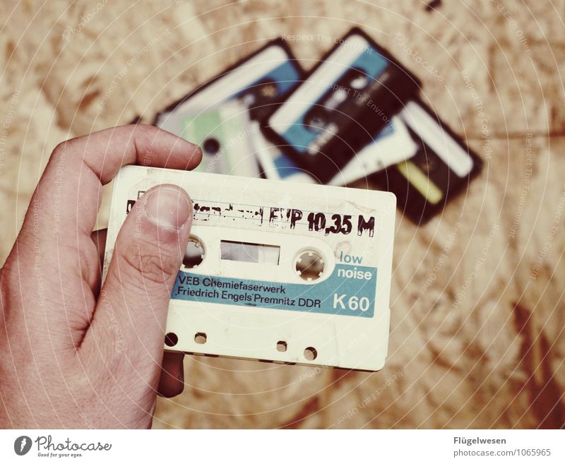 Magnetband Musikkassette Geldkassette früher DDR VHS Longplayer Schallplatte Case