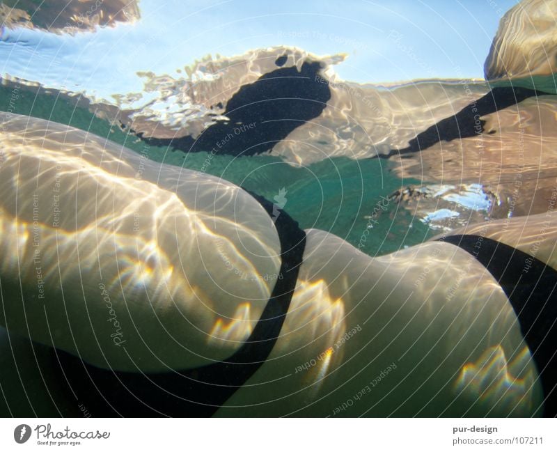 unterwasser5 Meer Wellen Schnorcheln tauchen Meerwasser Kreta Ferien & Urlaub & Reisen Bikini Frau Reflexion & Spiegelung Paleochora Wasser Unterwasseraufnahme