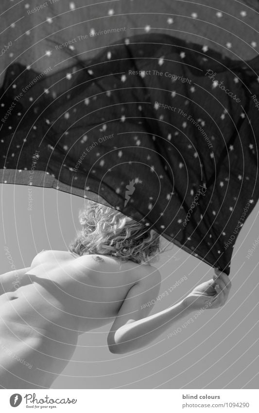 disperser quatre Kunst Kunstwerk ästhetisch Zufriedenheit Tuch Erotik Weiblicher Akt nackt Nackte Haut Frauenbrust Frauenkörper Phantasie anstößig