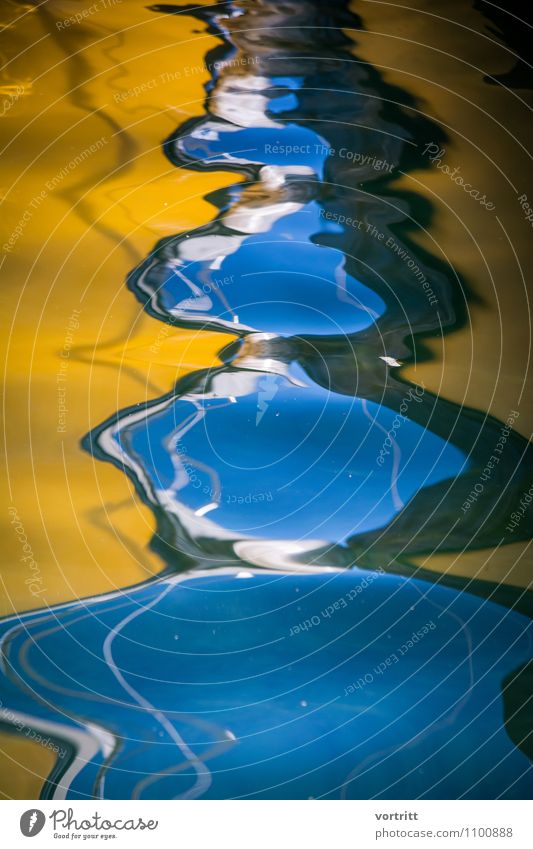 Liquida Gemälde Umwelt Natur Wasser Spiegel Bewegung kalt blau gelb bizarr Farbe See Spiegelbild Wasserfahrzeug Segelschiff Flüssigkeit Himmel liquide