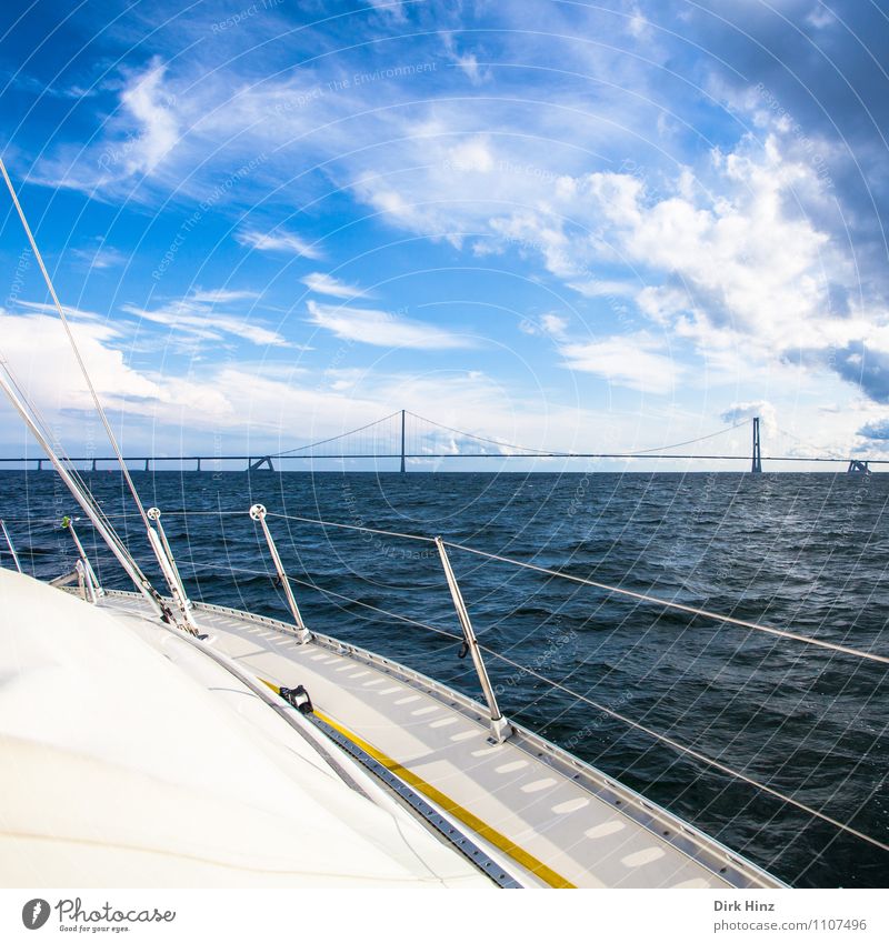 Ostsee-Segeln Wasser Himmel Wolken Horizont Wetter Wellen Meer Bauwerk Schifffahrt Bootsfahrt Sportboot Segelboot Segelschiff Tourismus Ferien & Urlaub & Reisen