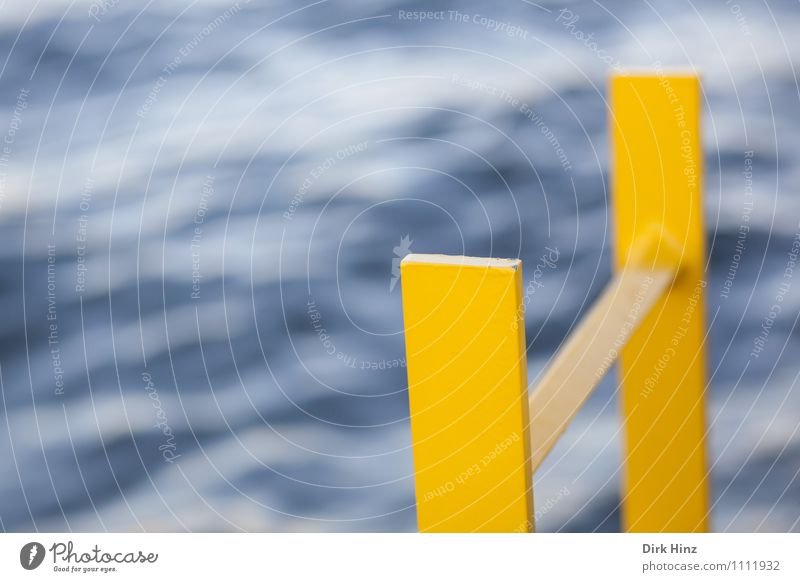 Gelber Retter II Küste Nordsee Ostsee Meer blau gelb grau Hilfsbereitschaft Verantwortung Wachsamkeit bedrohlich Hoffnung Leben Problemlösung Todesangst Rettung