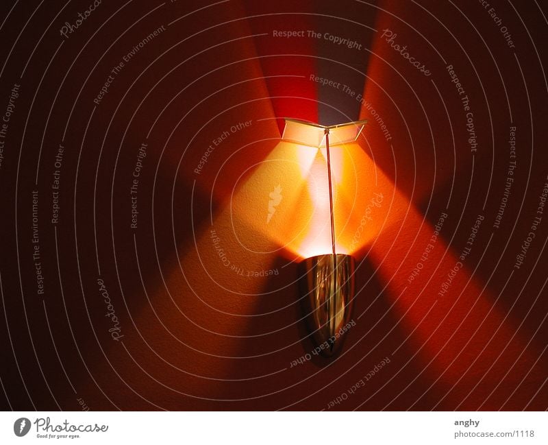 Lichtblick Lampe Wand rot Dinge Farbe