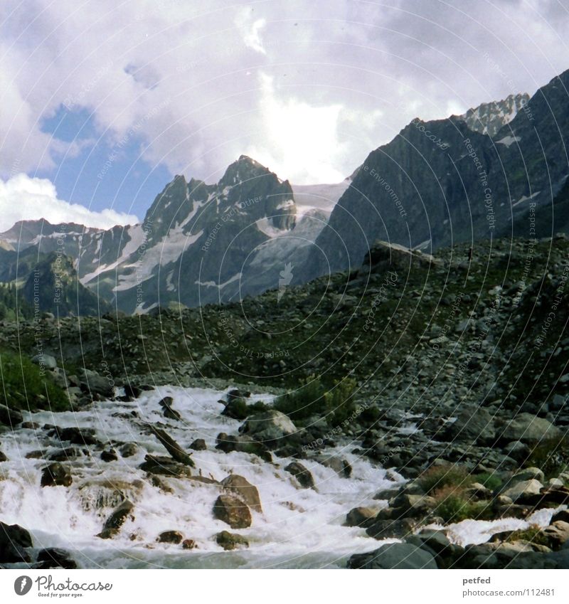 Gletscher Indien Jammu, Ladakh, Kaschmir Asien Pakistan wandern Top Wolken grün tief unten aufsteigen kalt Berge u. Gebirge Erde Nationen Kashmirvalley Himalaya