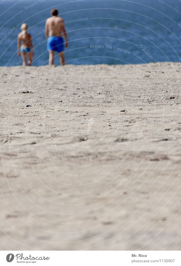 sandmännchen Wohlgefühl Zufriedenheit Erholung Freizeit & Hobby Ferien & Urlaub & Reisen Tourismus Sommer Sommerurlaub Strand Meer 2 Mensch Umwelt Badehose
