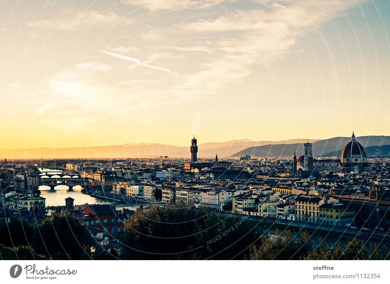 Firenze Himmel Sonnenaufgang Sonnenuntergang Sonnenlicht Frühling Schönes Wetter Altstadt Skyline Ferien & Urlaub & Reisen Florenz Toskana Italien Romantik
