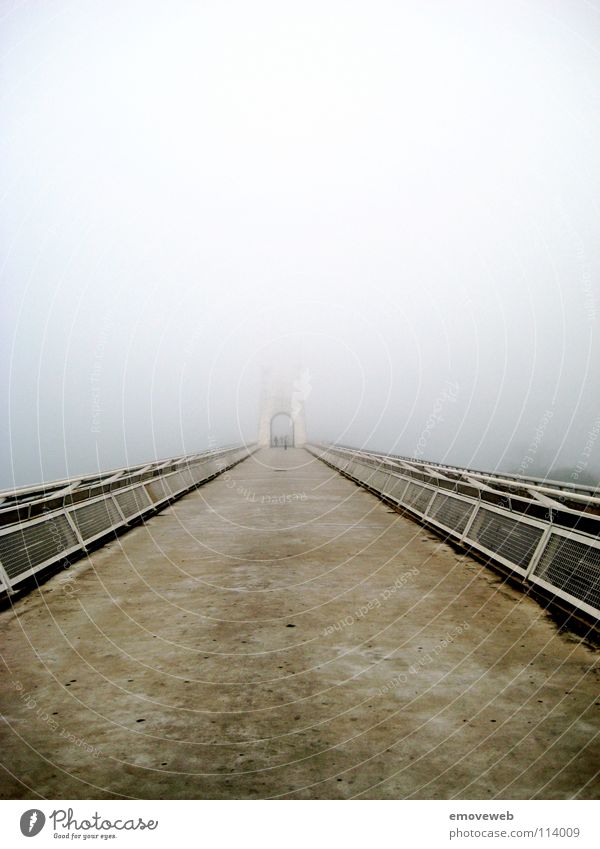 Brücke Nebel Spanien Mérida fremd unklar Beton Wege & Pfade anonym
