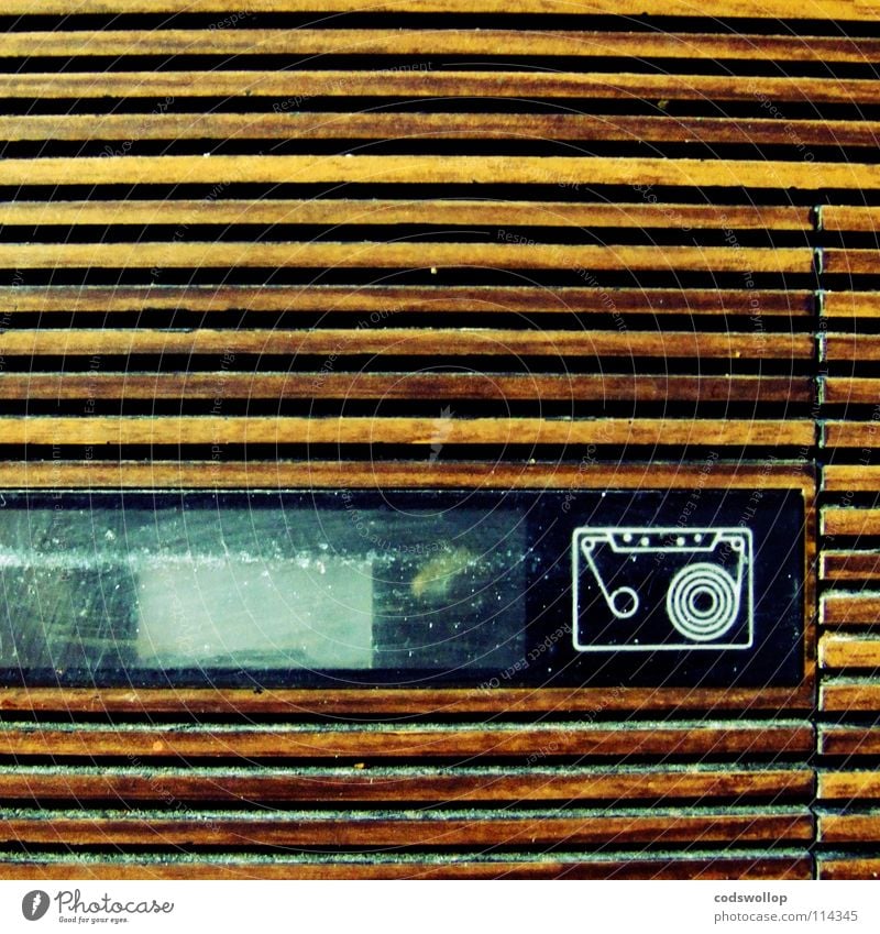 aufnahme abend Musikkassette stereo Pause stoppen Konzert Entertainment Hinweisschild der club cassette Radio dolby surround NDR 2 Klang Schnur top 40
