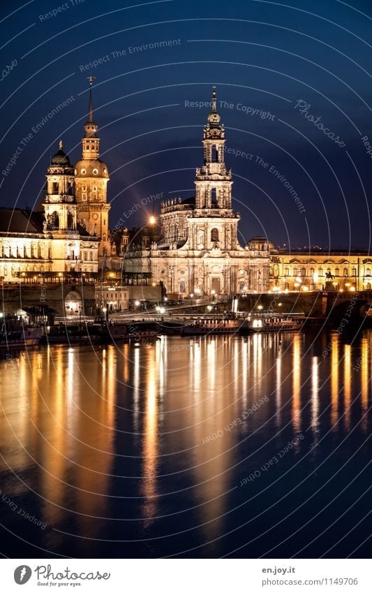 erleuchtet Ferien & Urlaub & Reisen Tourismus Ausflug Sightseeing Städtereise Nachtleben Beleuchtung Nachthimmel Dresden Sachsen Deutschland Stadt Altstadt