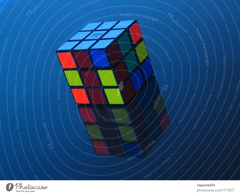 Rubik's in Blue Verlauf Spiegel Dinge Rubiks Würfel blau knifflig