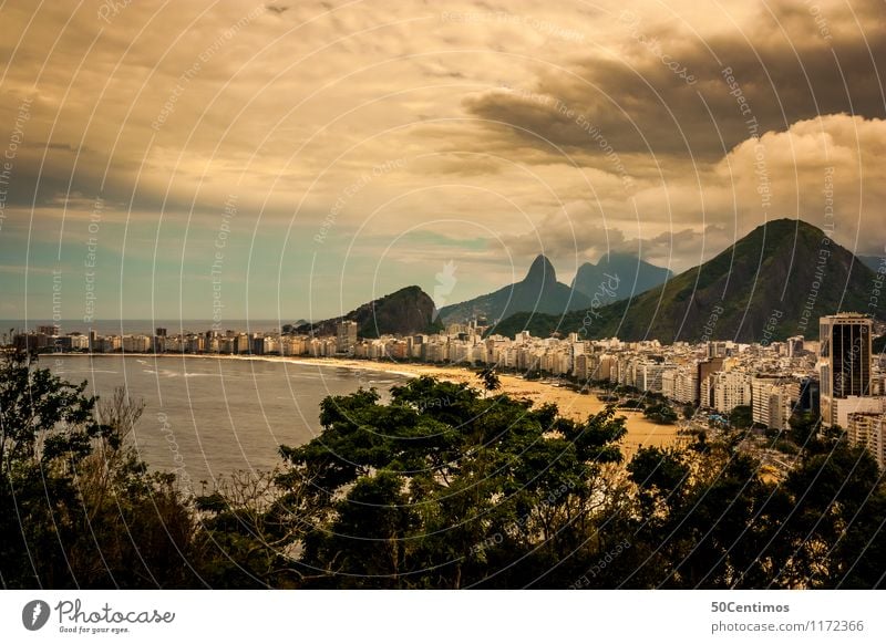 Copacabana in Rio de Janeiro Ferien & Urlaub & Reisen Tourismus Abenteuer Ferne Freiheit Sightseeing Städtereise Kreuzfahrt Sommerurlaub Strand Meer Wellen