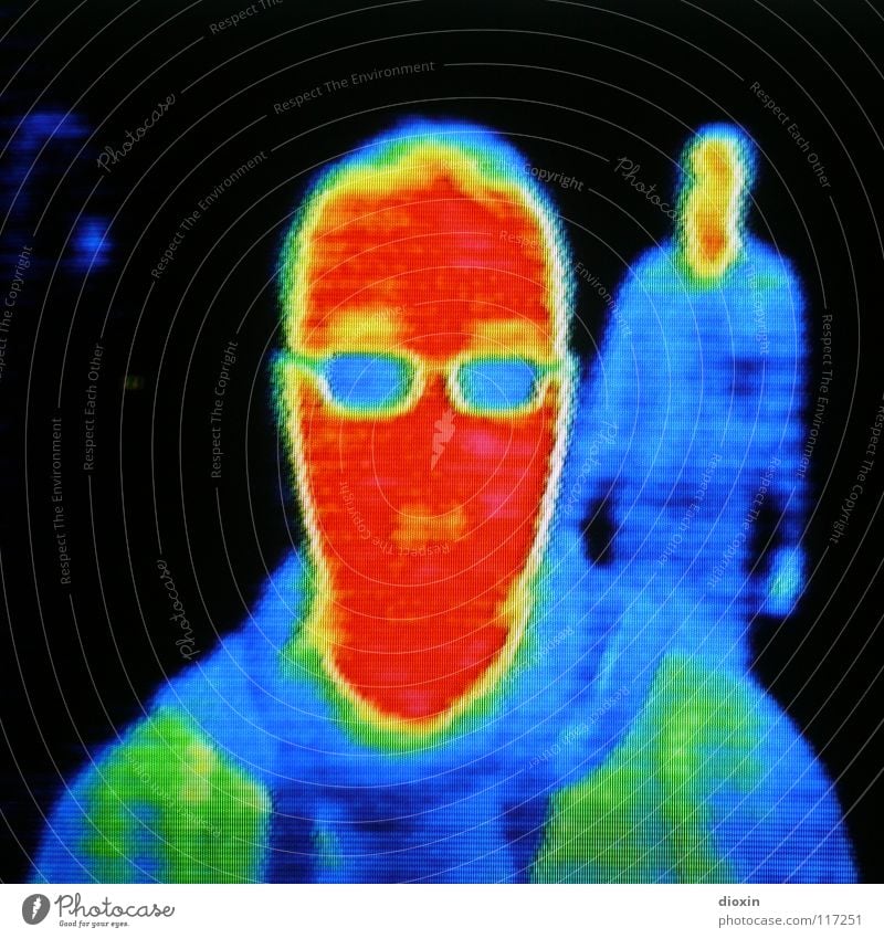 Me & The Heat #1 Farbfoto mehrfarbig Experiment Kunstlicht Licht Porträt Blick Blick in die Kamera Wissenschaften Technik & Technologie Fortschritt Zukunft