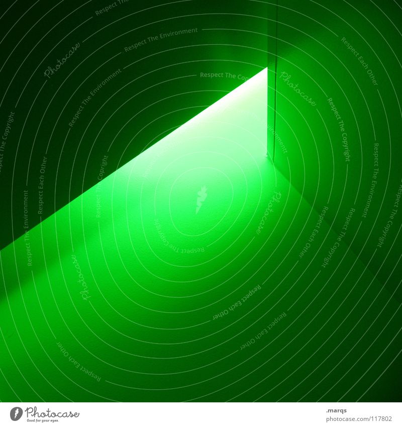 Grünstich Licht Geometrie ungesund grün knallig grasgrün Beleuchtung Strahlung blenden Ecke Wand eng beklemmend unbequem grell Strukturen & Formen Oberfläche