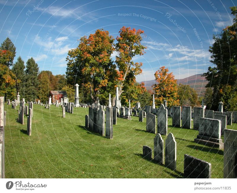 Cemetery Bennington Friedhof Herbst USA Grabmal Grabstein Menschenleer alt