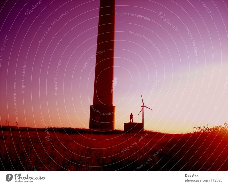 Generators View Sonnenaufgang Erneuerbare Energie Elektrizität Horizont Sommer Physik Feld rot weiß klein Vertrauen Frieden Windkraftanlage sunrise Flügel