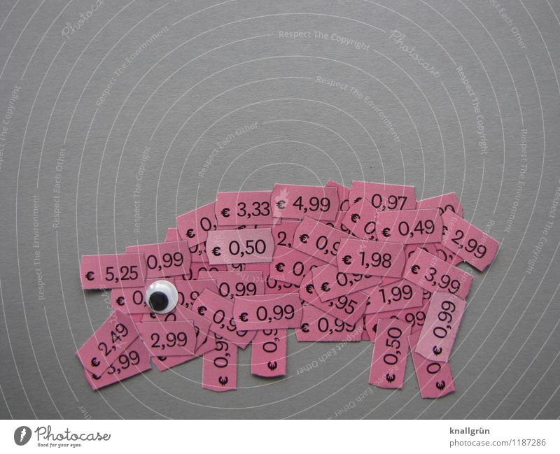 Billigfleisch Tier Nutztier Schweinefleisch 1 Preisschild Ziffern & Zahlen Schilder & Markierungen Eurozeichen Kommunizieren grau rosa schwarz Gefühle Stimmung