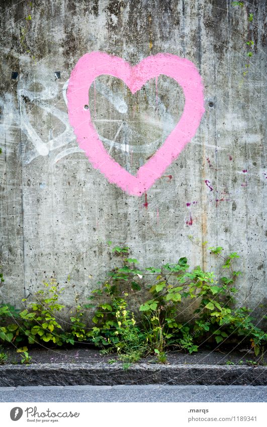 Herz Stil Sträucher Mauer Wand Straße Zeichen Graffiti einfach schön grau rosa Liebe Verliebtheit Partnerschaft Farbfoto Außenaufnahme Strukturen & Formen
