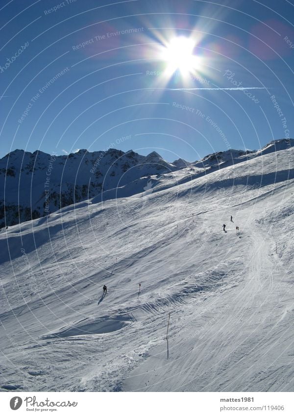 Ein Tag im Schnee Skifahrer Ferien & Urlaub & Reisen Freizeit & Hobby Österreich Freiheit Skipiste Skispur teuer Winter Himmel Sport Lifestyle Wetter blau weiß