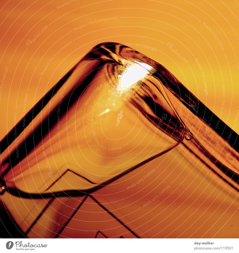 Cristal mountain Flüssigkeit Gel Luft rund rot gelb schwarz dunkel Reflexion & Spiegelung Makroaufnahme Nahaufnahme Bad Wasser Erdöl Strukturen & Formen Glas