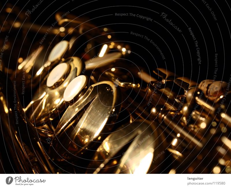 Saxophone Magic Musikinstrument Holzblasinstrumente Jazz Swing Mechanik glänzend Licht Spielen Blues dunkel Messing extravagant improvisieren außergewöhnlich