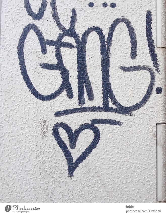 multi Liebeserklärung Lifestyle Freizeit & Hobby Menschenleer Mauer Wand Fassade Zeichen Schriftzeichen Graffiti Herz Gefühle Leidenschaft Einigkeit loyal