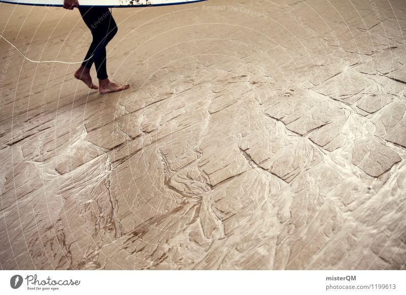 back home. Kunst Abenteuer ästhetisch Zufriedenheit Surfer Surfen Surfbrett Sand Sandstrand Beine Strukturen & Formen Portugal Sommer Sommerurlaub