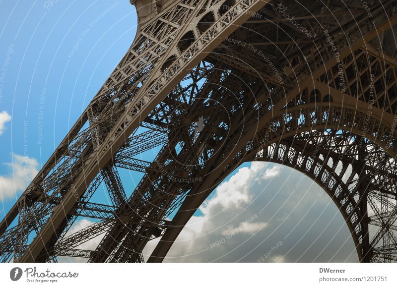 Tour Eiffel Ferien & Urlaub & Reisen Tourismus Sightseeing Städtereise Architektur Hauptstadt Turm Tour d'Eiffel Souvenir Metall Netz Netzwerk stehen gigantisch
