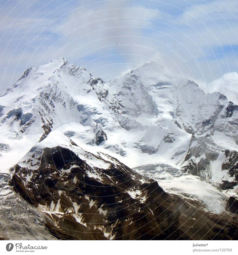Schweizer Schönheiten Schnee Kanton Wallis Höhenmeter Wolken Wind kalt Meter weiß Himmel Berge u. Gebirge Macht Freizeit & Hobby Mountain hoch Felsen blau