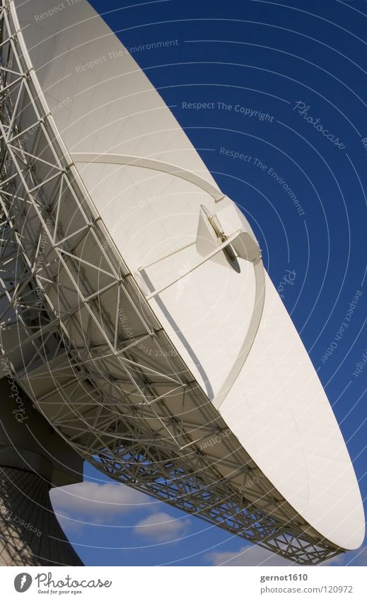 Ohrensausen senden Sendgericht hören live Datenübertragung Suche finden Satellitenantenne Fernsehen Radioteleskop Teleskop High-Tech Funktechnik Wissenschaften