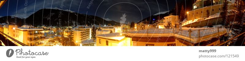 Davos bei Nacht Farbfoto Außenaufnahme abstrakt Abend Licht Langzeitbelichtung Schwache Tiefenschärfe Panorama (Aussicht) Ferien & Urlaub & Reisen Tourismus