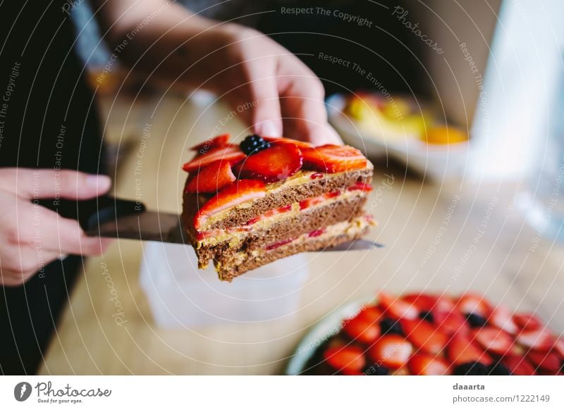 Kuchenzeit Lebensmittel Frucht Dessert Süßwaren Erdbeeren Brombeere Brombeeren Ernährung Messer Lifestyle elegant Stil Freude harmonisch Freizeit & Hobby