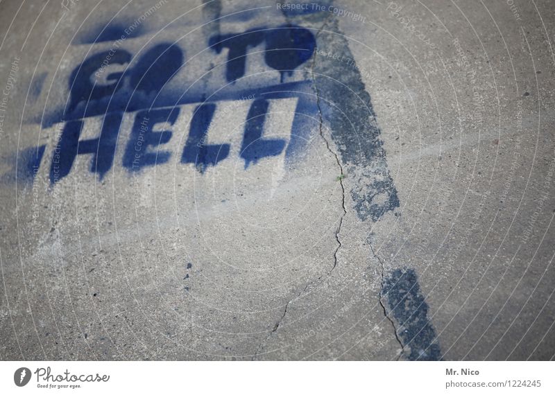 hölle hölle hölle Zeichen Schriftzeichen Graffiti blau grau Boden Hölle Beton Typographie abstrakt Schilder & Markierungen Strukturen & Formen Fuge Riss