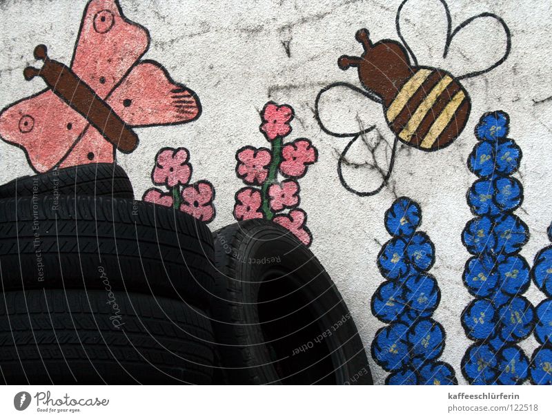 Sommer-Reifen Gemälde Wand Schmetterling Biene entsorgen Blume Autoreifen Fröhlichkeit Gegenteil obskur Reifenstapel